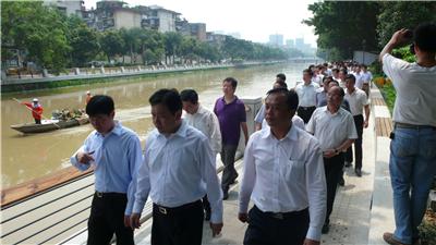 時(shí)任福建省委常委、福州市市委書記楊岳和市長楊益民視察我司內(nèi)河綜合整治景觀工程